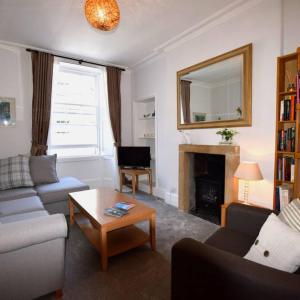 Charming 1 Bedroom Apartment in Stockbridge Edinburgh 